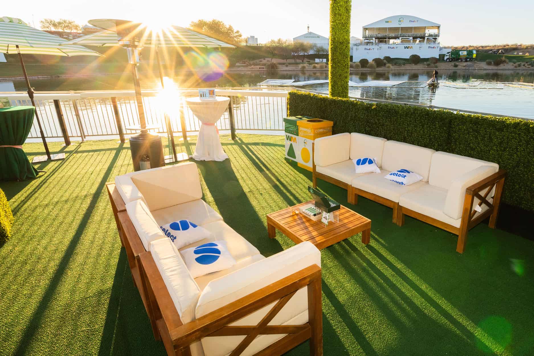 greenskeeper-lakeside-veranda_900x600_hospitality-home-page greenskeeper-lakeside-veranda_900x600_hospitality-home-page