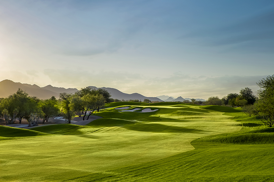 Both PGA Tour pros and amateurs love TPC Scottsdale